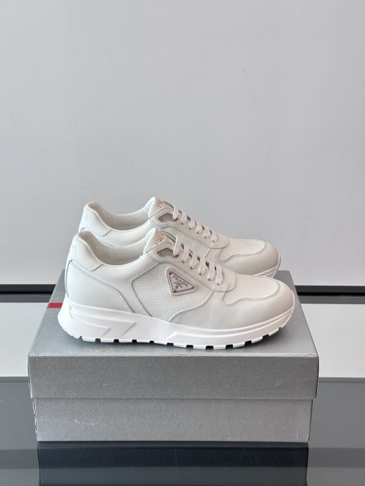 Кроссовки мужские