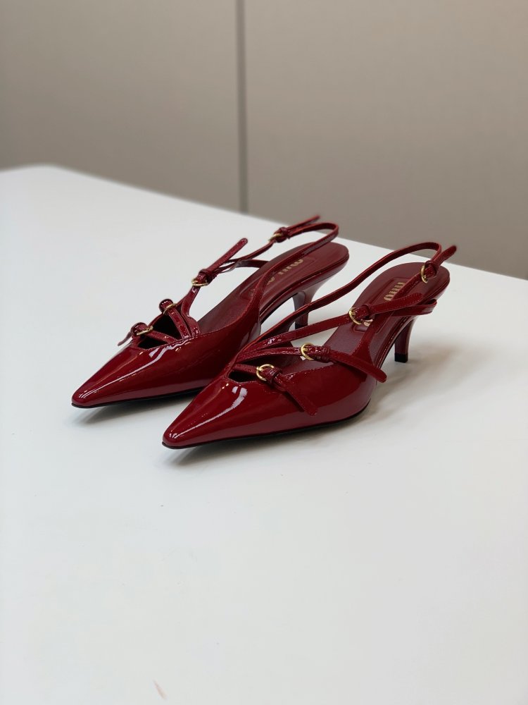 Босоножки фото 5