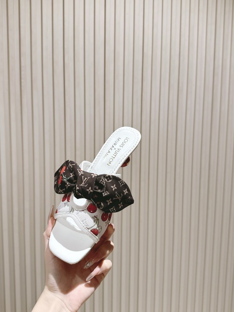 Босоніжки фото 8