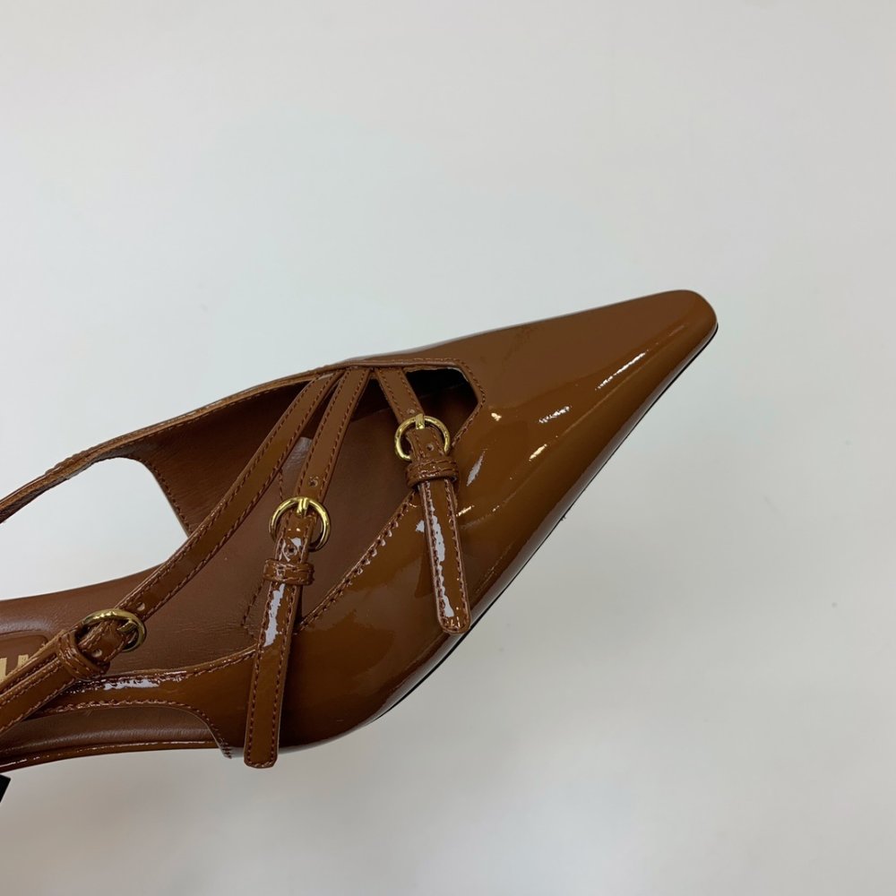 Босоножки фото 7