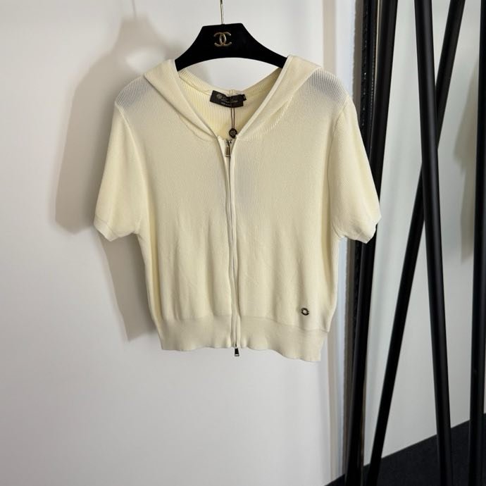 Костюм женский фото 7