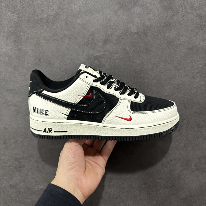 Кроссовки Nike Air Force 1 Low 07