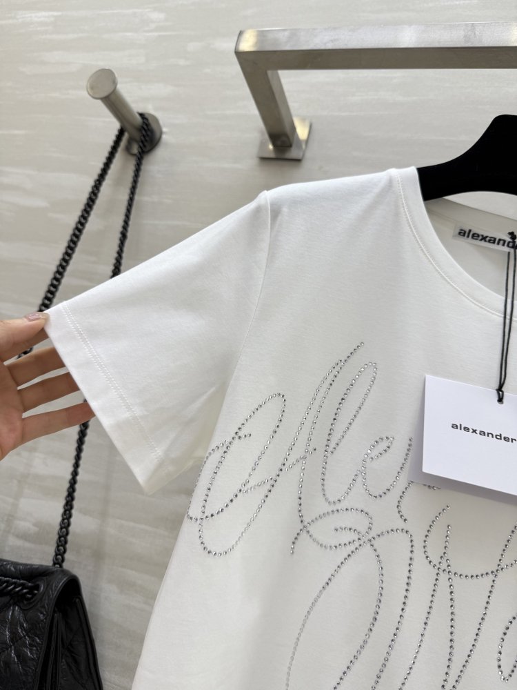 T-shirt women's фото 4