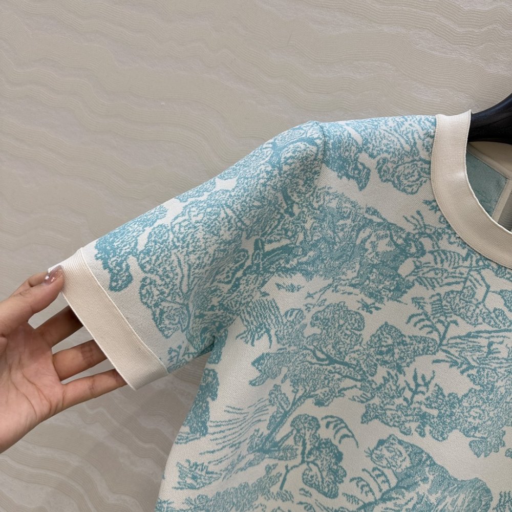 Футболка женская фото 5