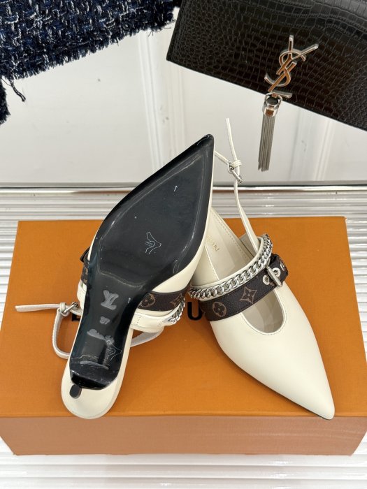 Босоніжки фото 9