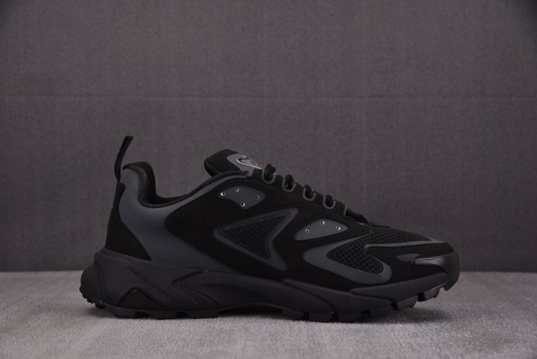 Кроссовки LOUIS VUITTON Runner Tatic Black фото 2