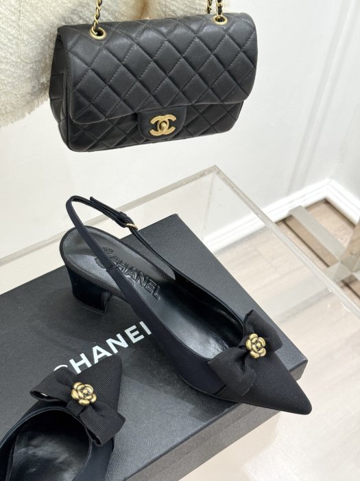 Босоножки фото 5