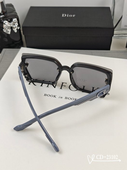 Очки солнцезащитные фото 5