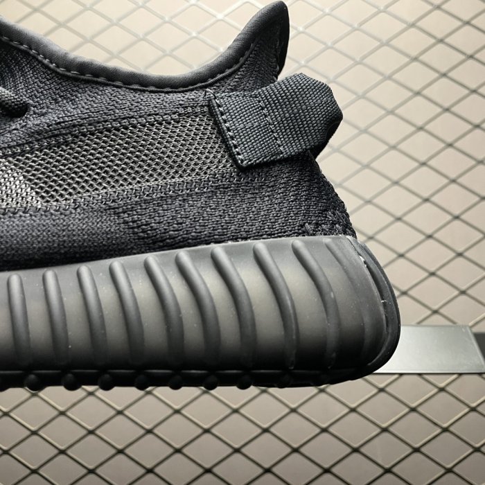 Кроссовки Yeezy Boost 350V2 фото 4