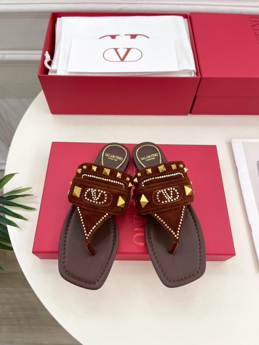 Шльопанці жіночі