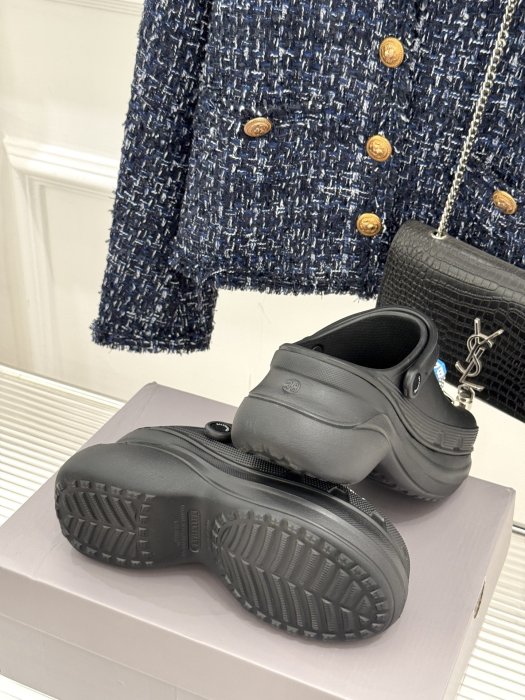 Кроксы Balenciaga X Crocs фото 9