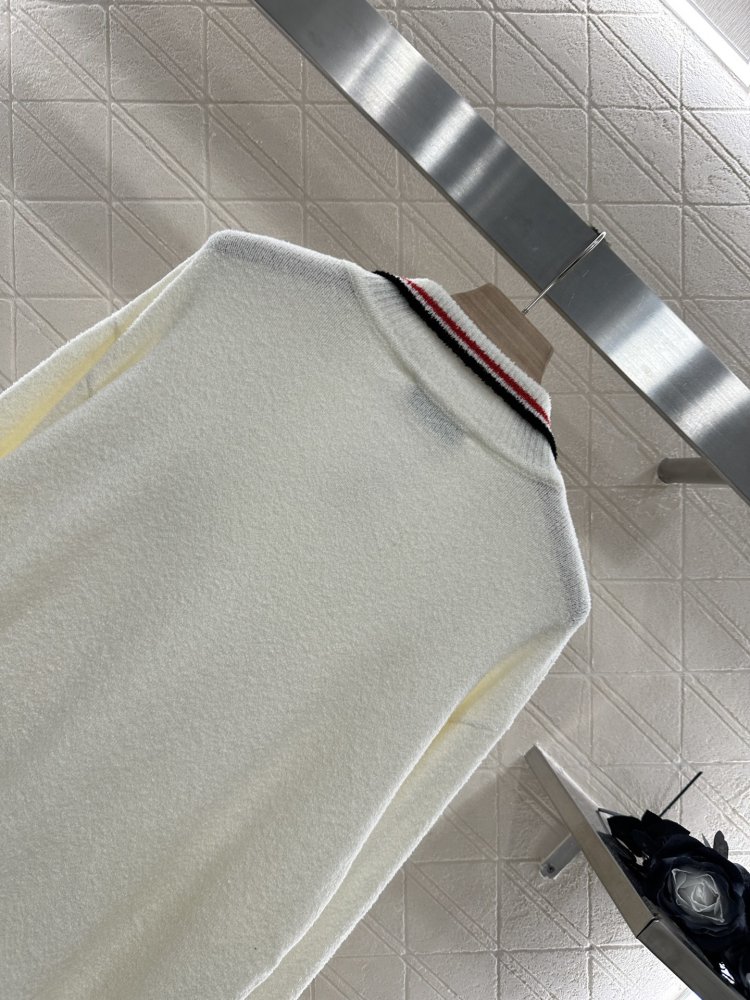 Кофта женская фото 4