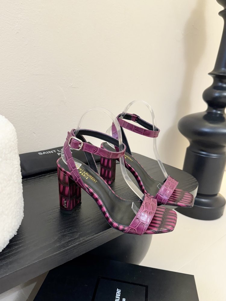 Босоніжки фото 2