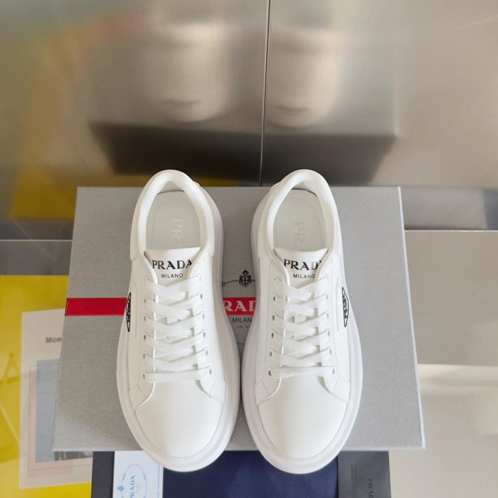 Кроссовки фото 7