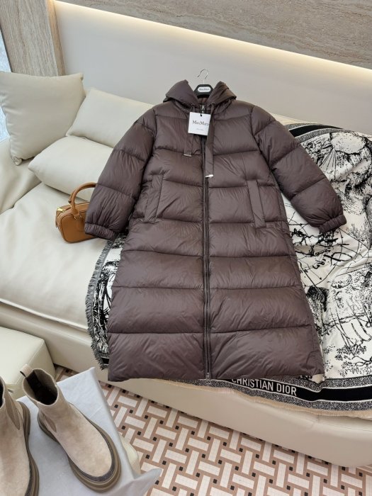 A long female Down jacket