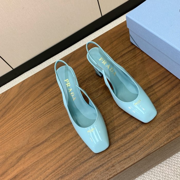 Босоножки фото 5