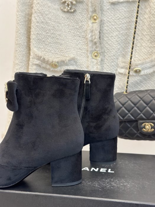 Ankle boots фото 6