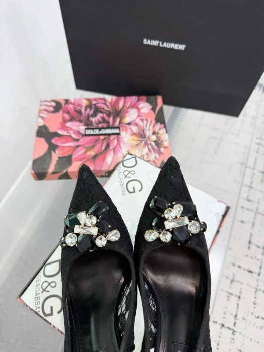 Sandals on high heel фото 4