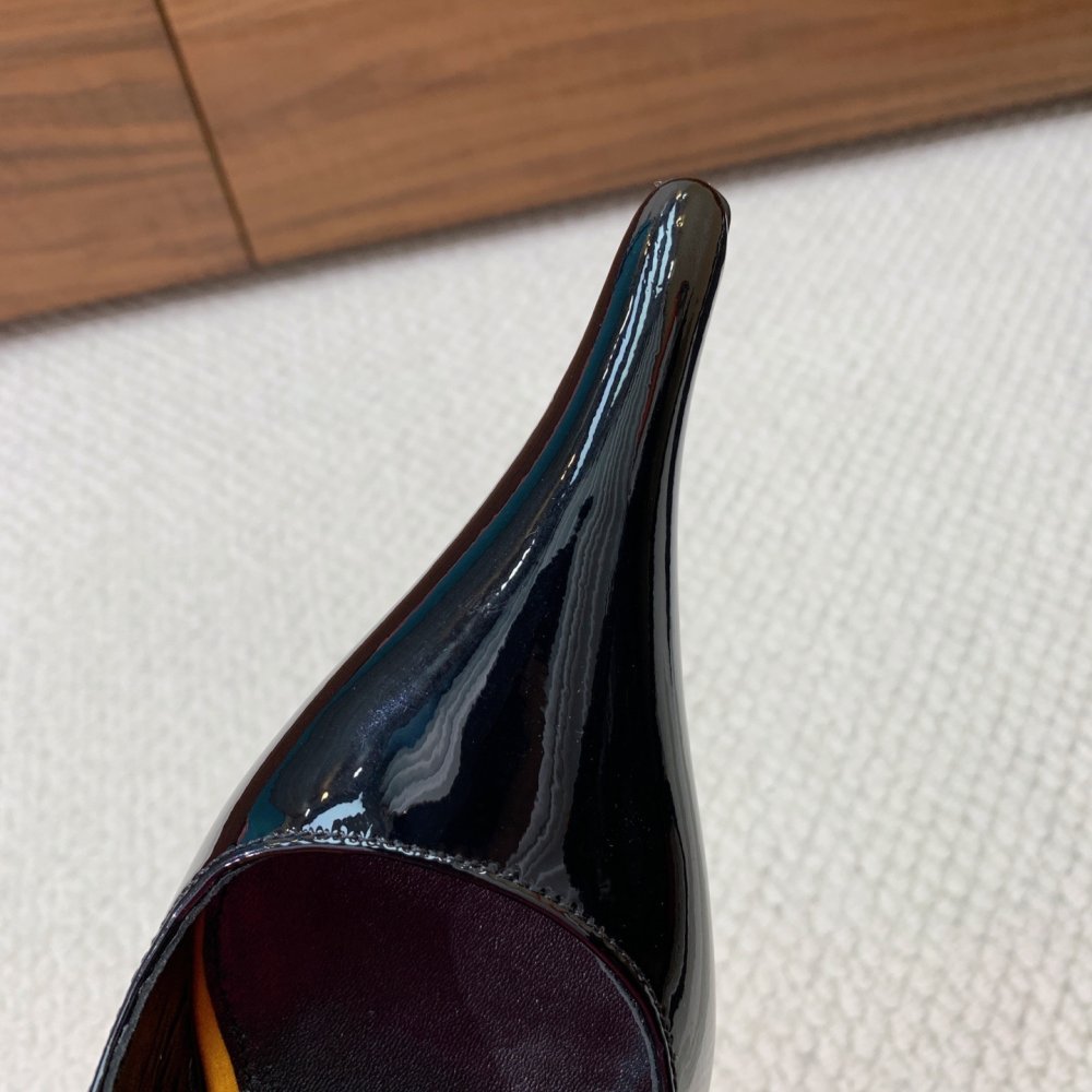 Босоножки фото 7