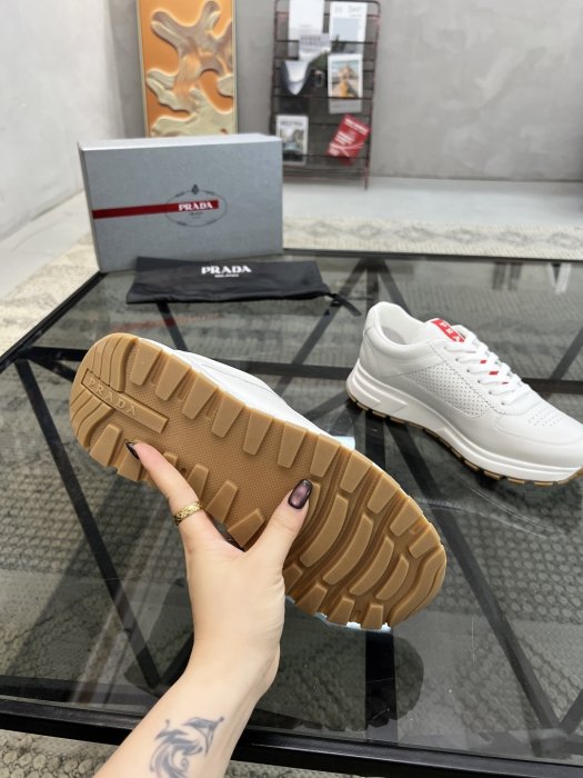 Кросівки чоловічі фото 9