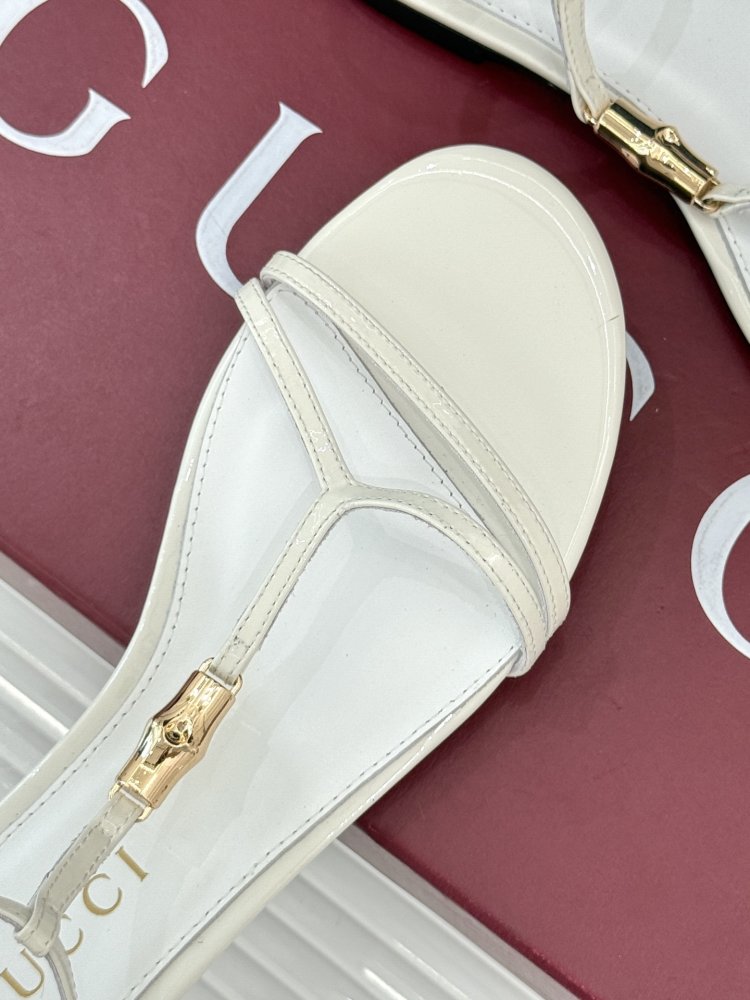 Босоножки фото 7