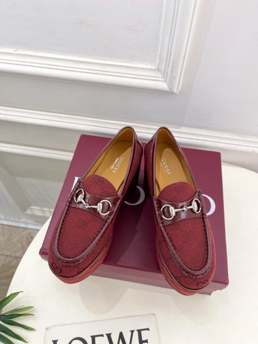 Туфли женские