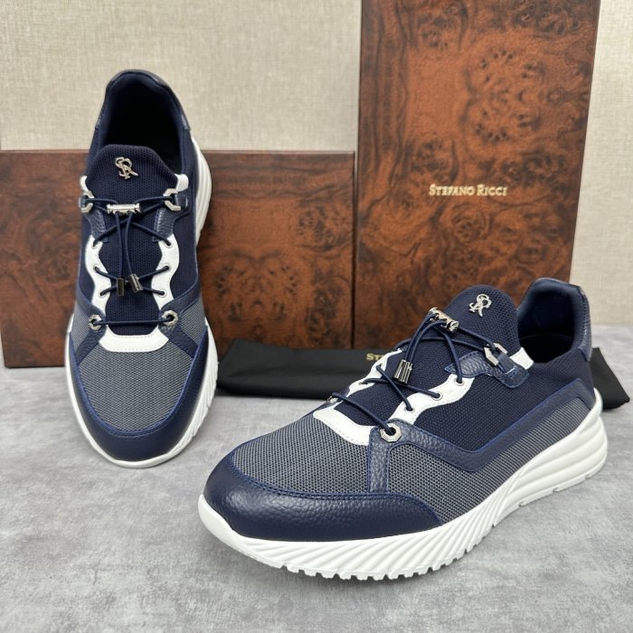 Кросівки фото 3