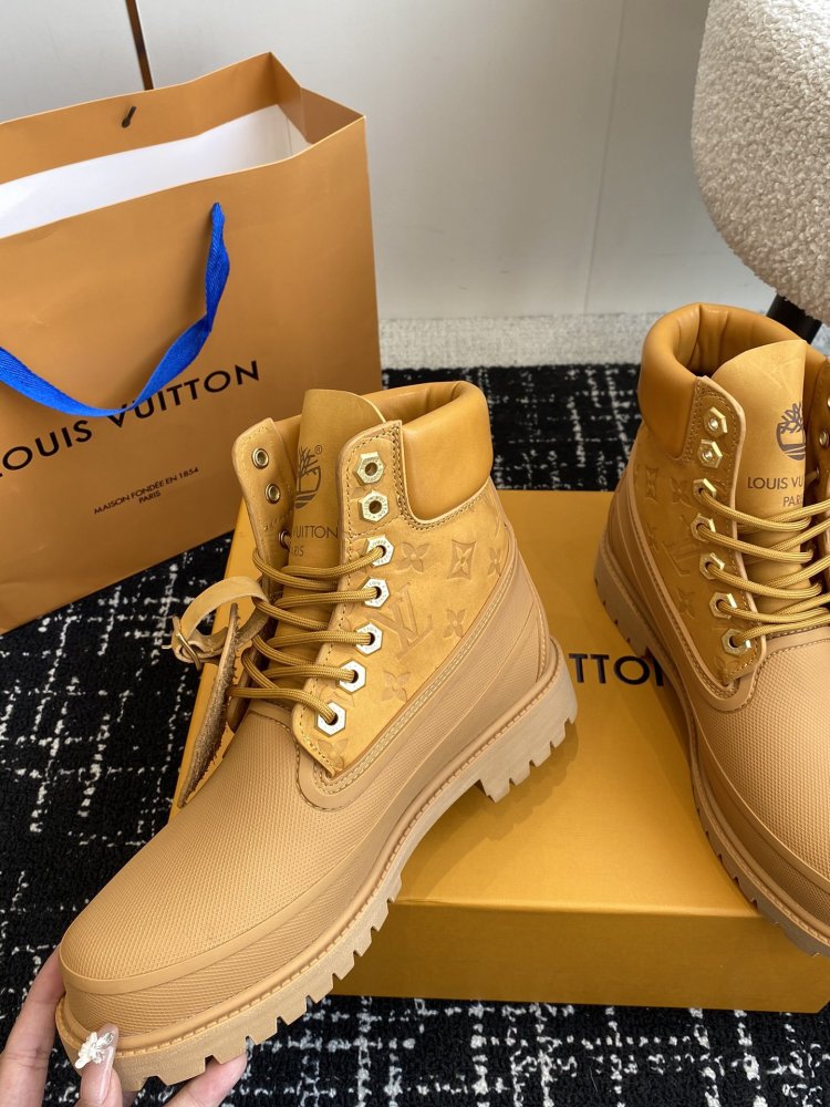 Ботинки женские Louis Vuitton x Timberland фото 6