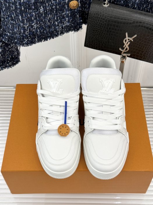 Sneakers фото 4