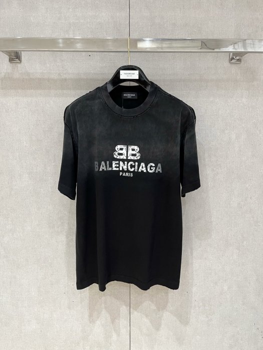 T-shirt men's