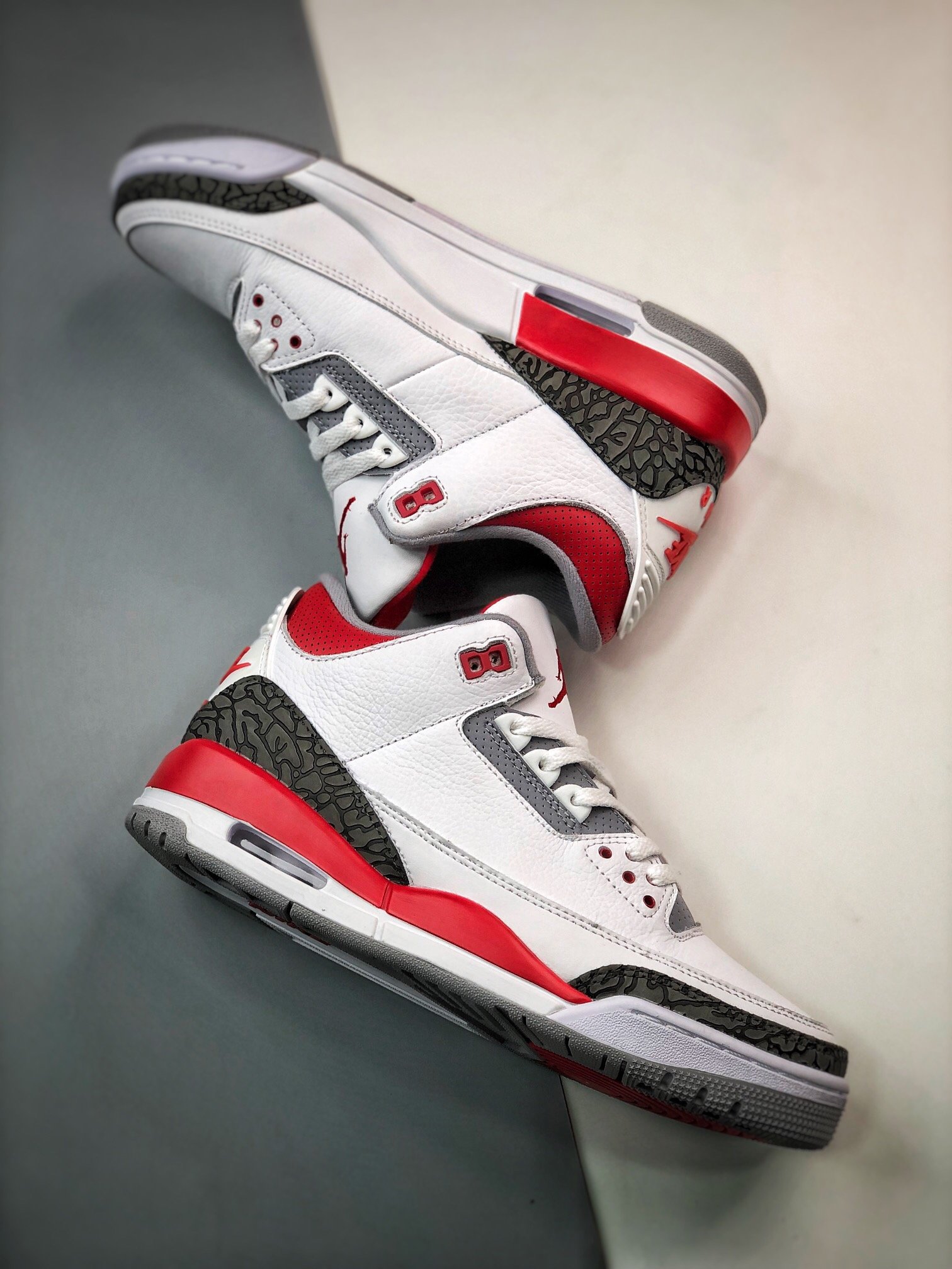 Sneakers Air Jordan 3 Retro Fire Red DN3707-160 фото 5