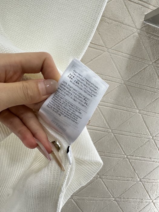 T-shirt women's фото 9