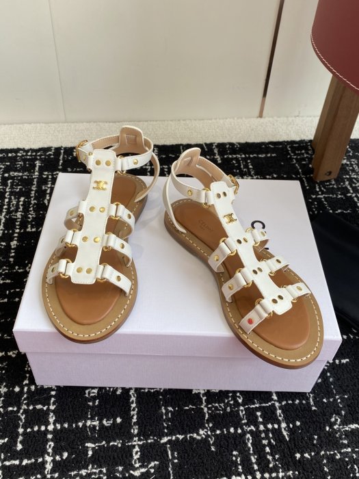 Сандалии женские фото 4