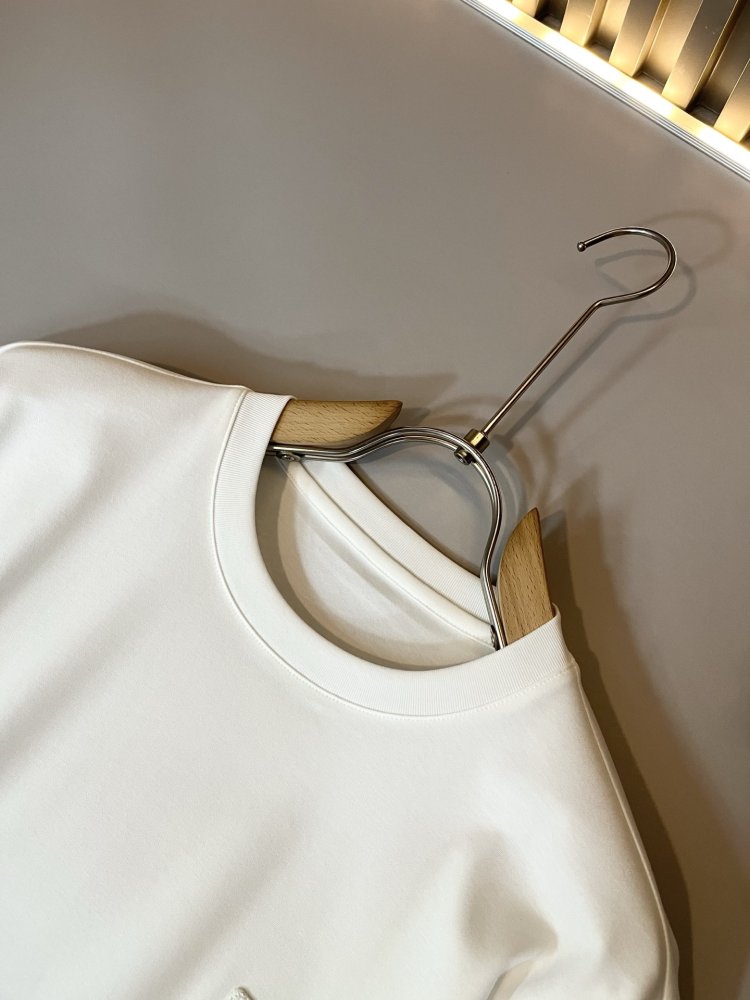 T-shirt men's фото 6