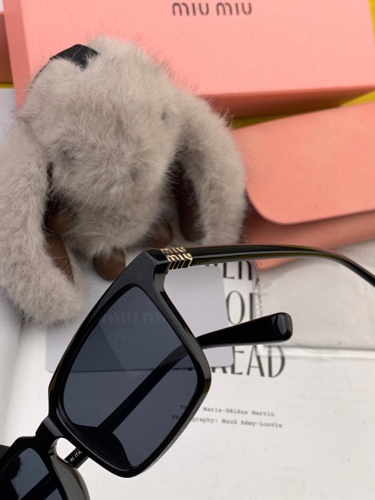 Очки солнцезащитные фото 3