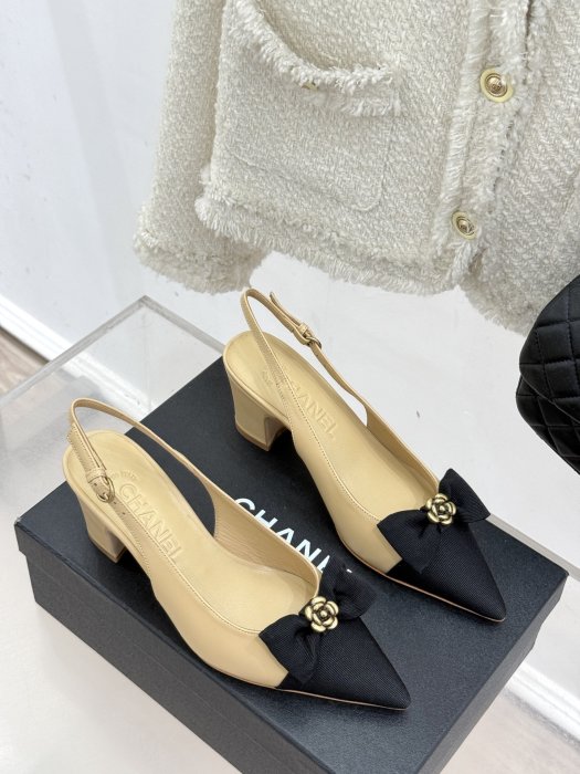 Босоножки фото 3