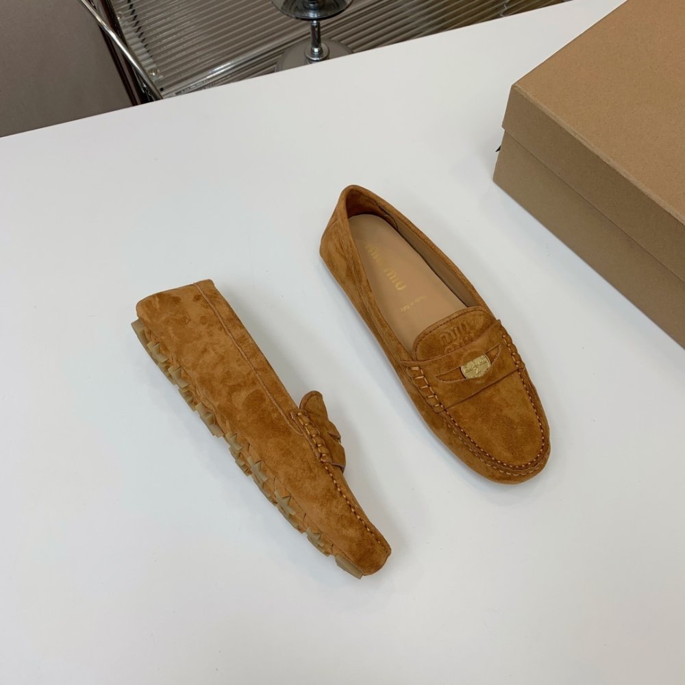 Лоферы жіночі фото 2