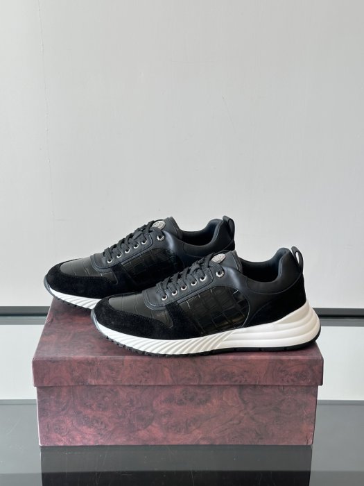 Кроссовки фото 3