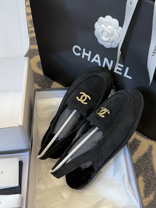 Туфлі жіночі фото 3