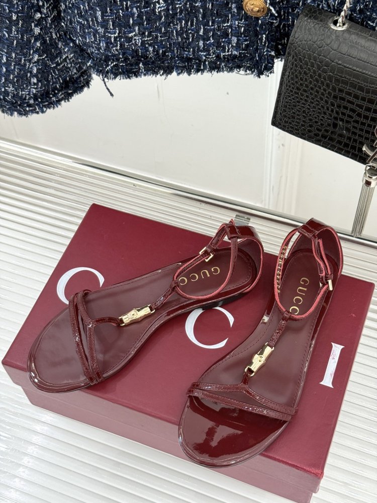 Босоножки фото 2