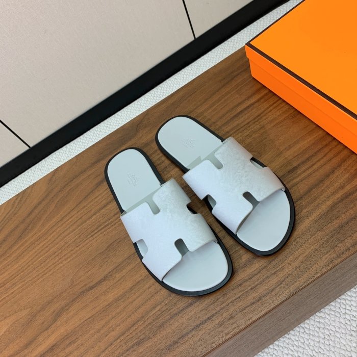 Шлепанцы женские фото 2