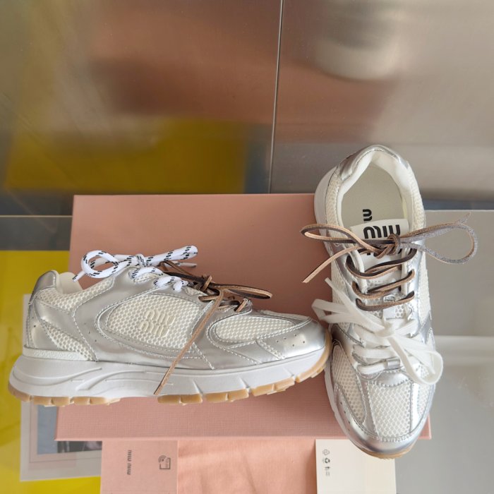 Кроссовки фото 2