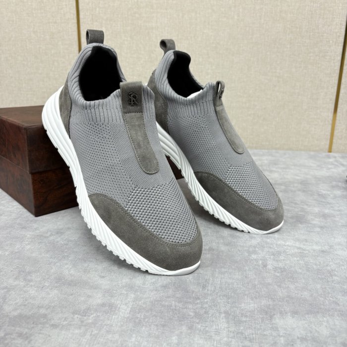 Кросівки фото 2