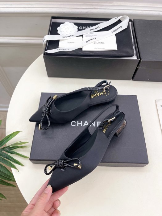 Босоножки фото 3