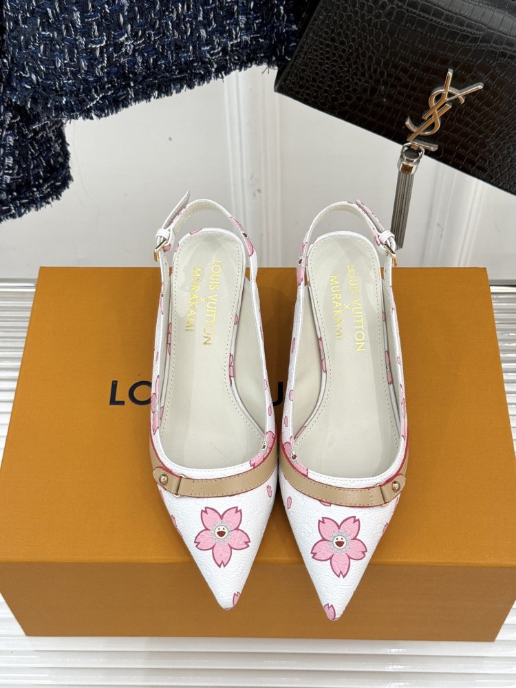 Босоножки фото 4