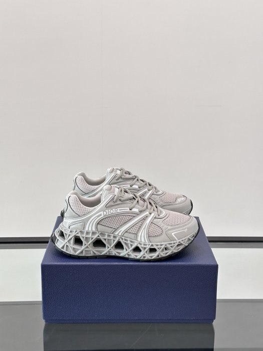 Sneakers men's
