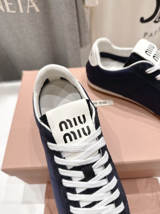 Кроссовки фото 6