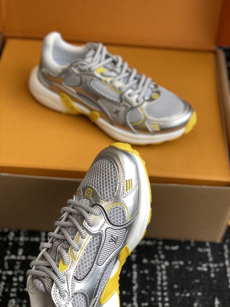 Кроссовки Olympia женские фото 6