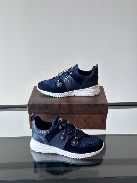 Кросівки фото 4