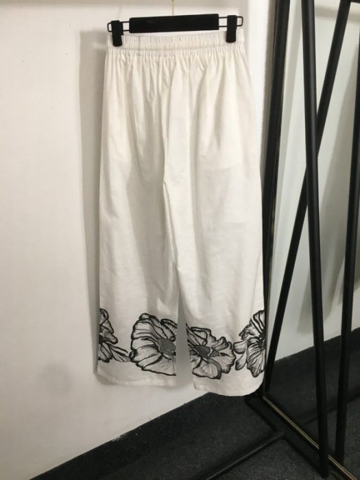 Костюм женский фото 4